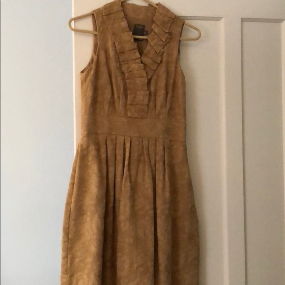 💕SALE💕 Very cute dress! Size 2 - Picture 1 of 6